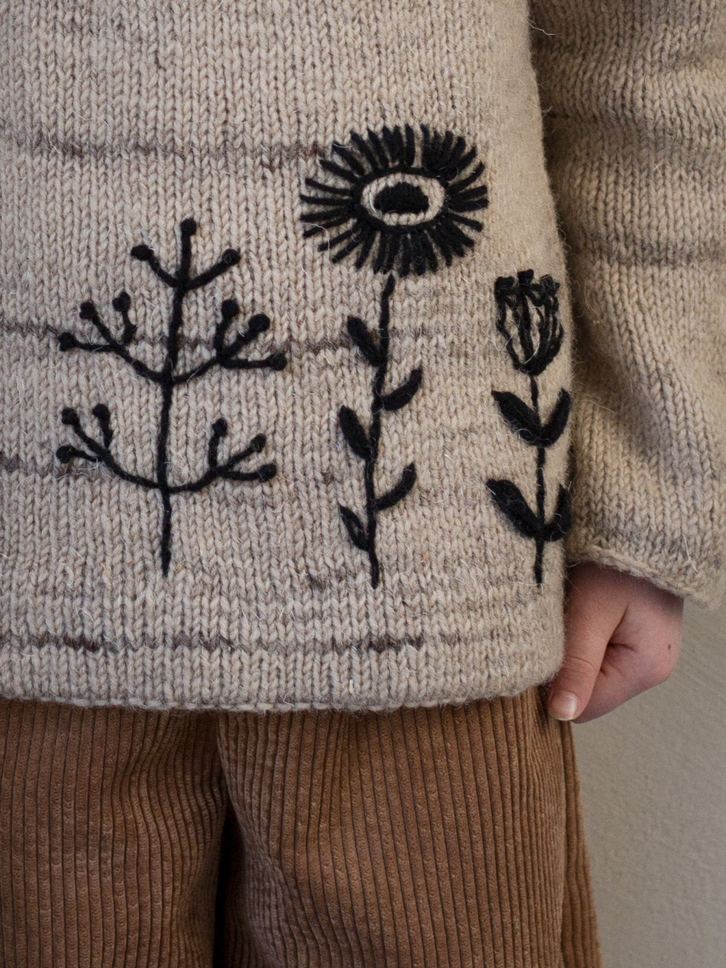 Embroidery on Knits by Judit Gummlich – PortFiber