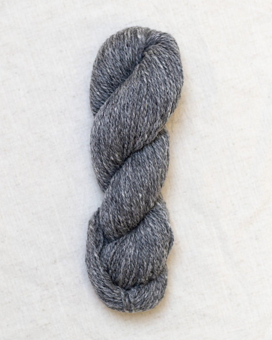 Rabbit Grey: Peace Fleece DK