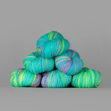 Last Splash: Spincycle Yarns Dyed in the Wool