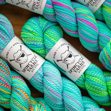 Last Splash: Spincycle Yarns Dyed in the Wool