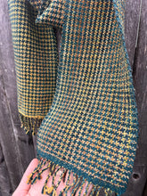 11.28.26 Houndstooth/Striped Scarf on a Rigid Heddle Loom with Casey