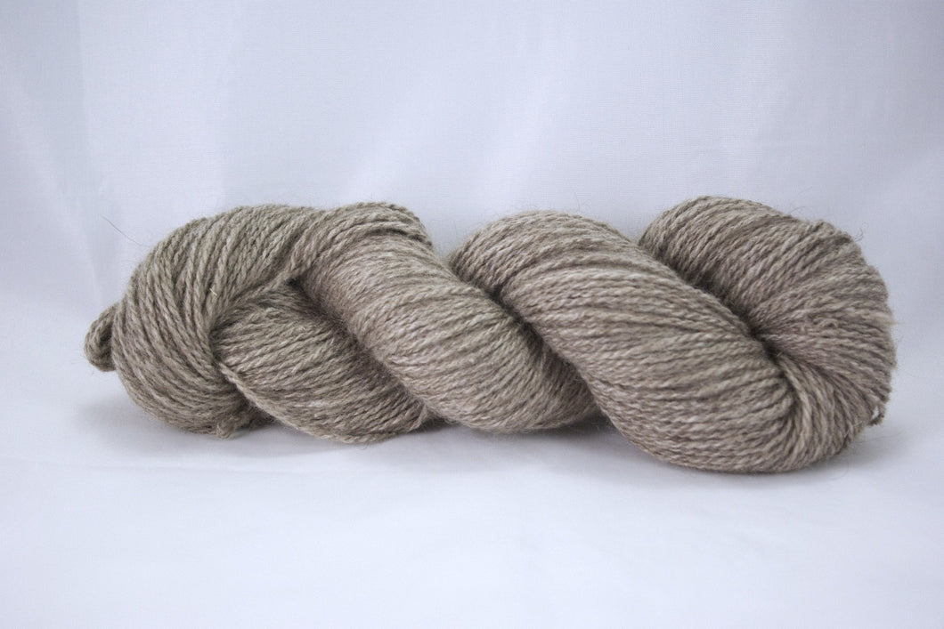 Ashford Corriedale Wool Roving, Natural Grays - A Child's Dream