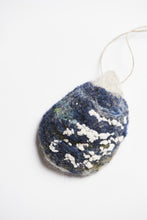 9.17.22 Felted Mussel Shell with Mia Waisman