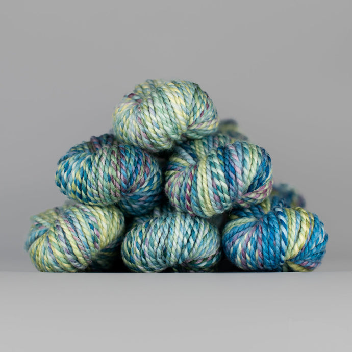 Under the Wave: Spincycle Yarns PLUMP